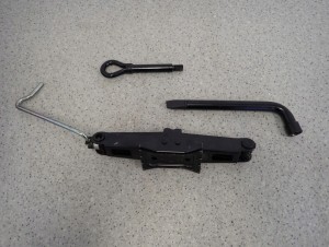 NISSAN NOTE E11 06- PODNOŚNIK KLUCZ UCHO HOLOWNICZE ZESTAW KOŁA STEROPIAN 5/5 MINIATURA