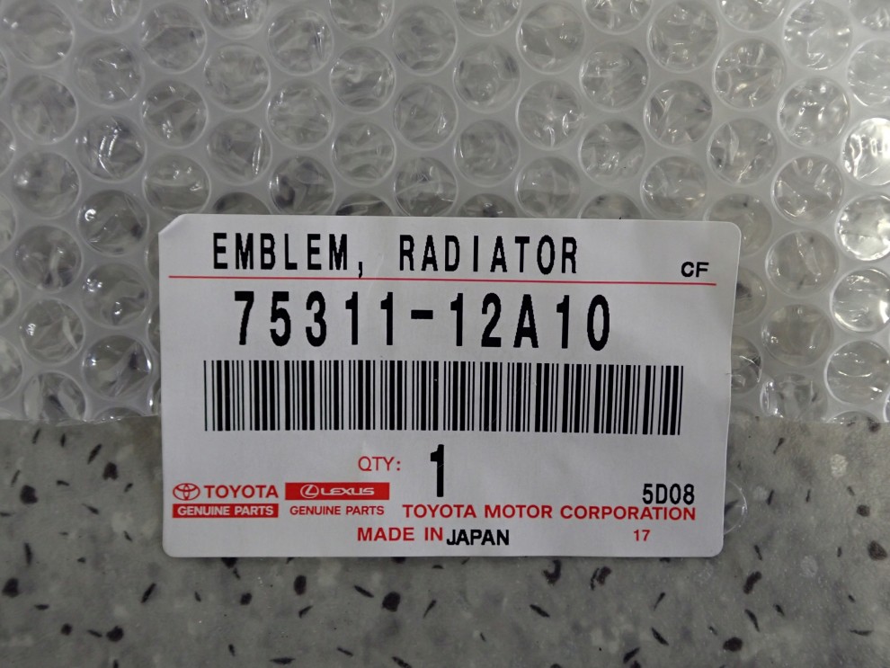 TOYOTA YARIS III 12-18 EMBLEMAT ZNACZEK LOGO ORYGINAŁ NOWY 4/6