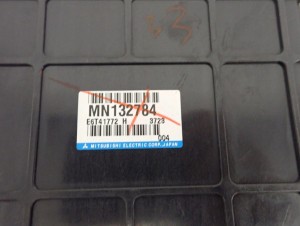 MITSUBISHI LANCER VII 04-07 1.6I ZESTAW STARTOWY KOMPUTER STACYJK 3/6 MINIATURA