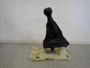 SUZUKI SWIFT MK7 10- 1.2i GAŁKA ZMIANY BIEGÓW LEWAREK