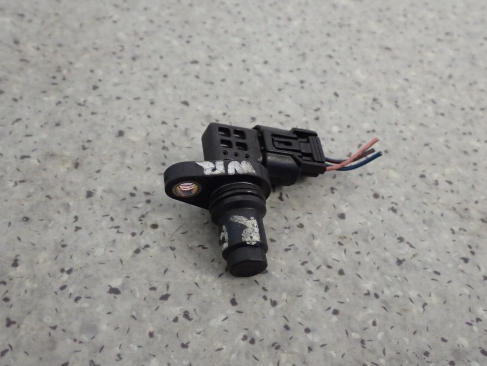 MAZDA 5 6 2.0D RF7J 05- CZUJNIK POŁOŻENIA WAŁKA ROZRZĄDU 2/5