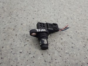 MAZDA 5 6 2.0D RF7J 05- CZUJNIK POŁOŻENIA WAŁKA ROZRZĄDU 2/5 MINIATURA