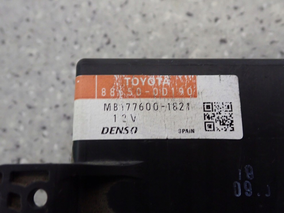 TOYOTA YARIS II 06-09 1.4 D4D ZESTAW STARTOWY KOMPUTER STACYJKA 5/6