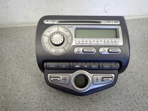 HONDA JAZZ II 06-08 RADIO CD RADIOODTWARZACZ