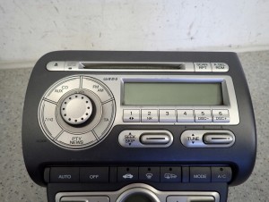 HONDA JAZZ II 06-08 RADIO CD RADIOODTWARZACZ 3/7 MINIATURA