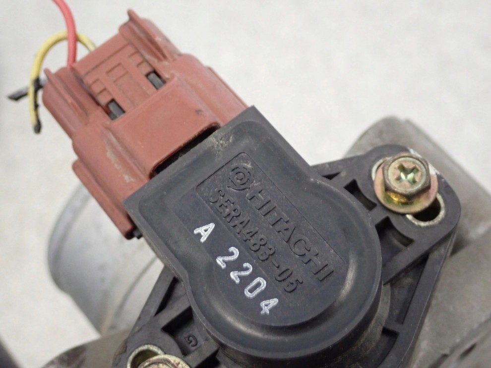 NISSAN ALMERA N16 00-03 1.5i QG15 PRZEPUSTNICA POWIETRZA 6/8