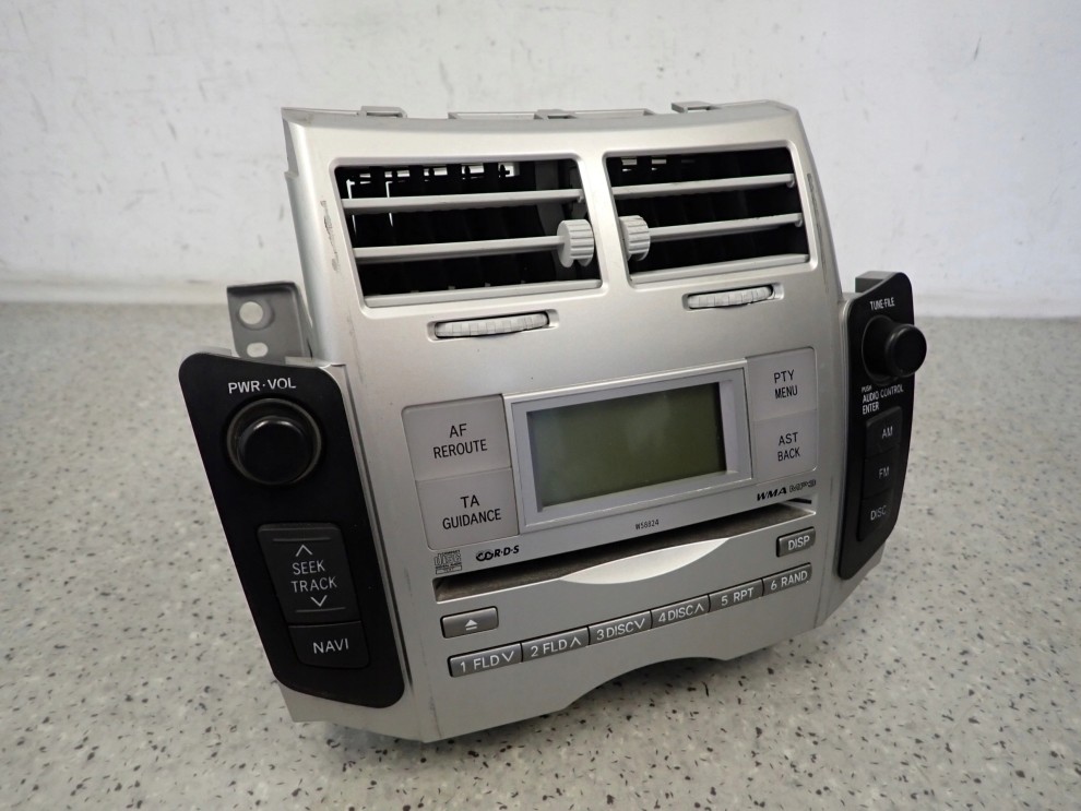 TOYOTA YARIS II 06-09 RADIO FABRYCZNE EUROPA 2/6