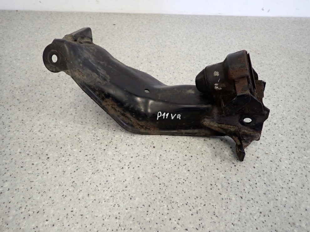 NISSAN PRIMERA P11 97-01 GOLEŃ WAHACZA ZWROTNICY PRZÓD PRAWY KIELICH 10/10