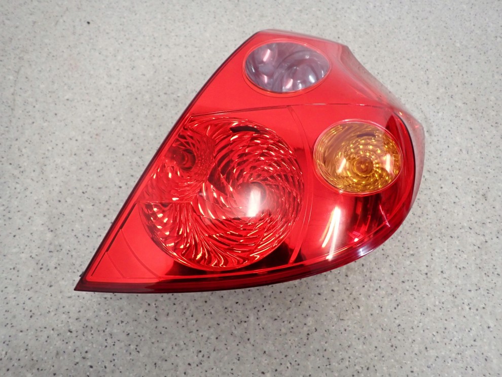 KIA CEED HATCHBACK 07-09 LAMPA TYLNA PRAWA 1/7