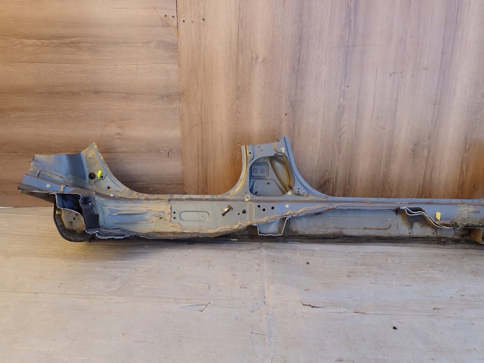 HONDA CIVIC UFO VIII 06- PRÓG LEWY NH701M 9/10