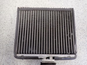 MITSUBISHI LANCER KOMBI CS 03-07 PAROWNIK KLIMATYZACJI 3/6 MINIATURA