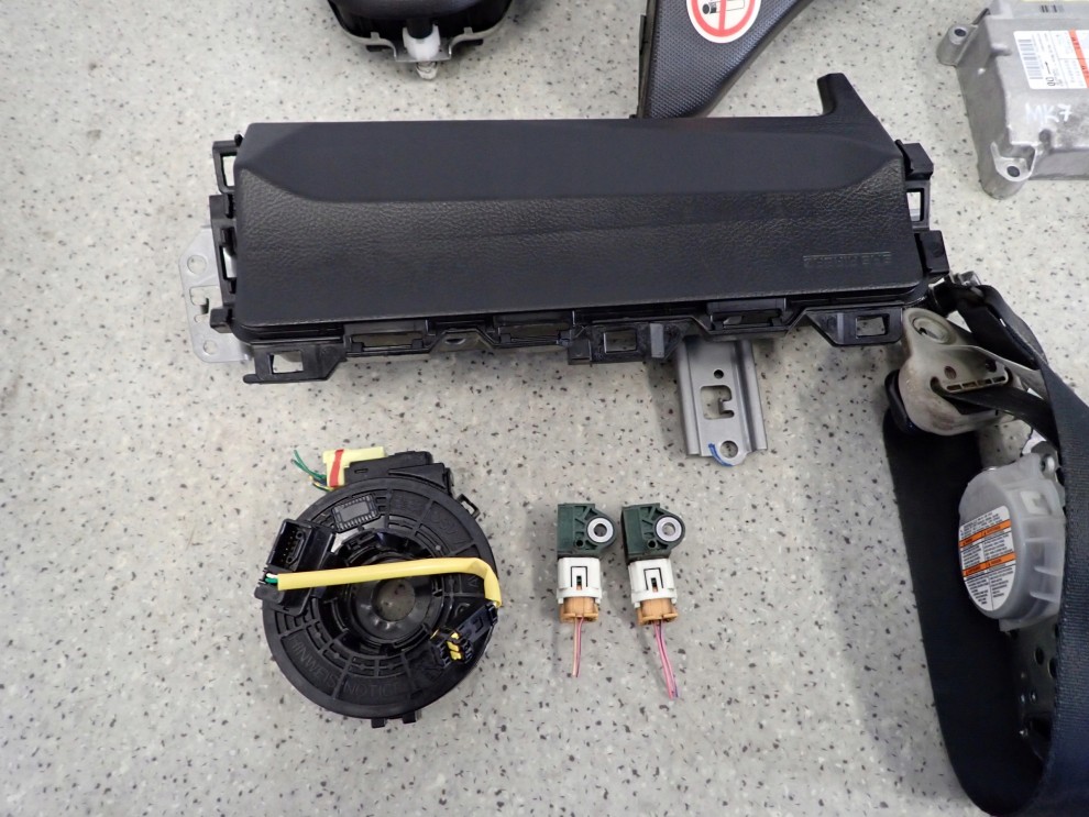 SUZUKI SWIFT IV MK7 10- PODUSZKI POWIETRZNE EUROPA 3/10