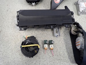 SUZUKI SWIFT IV MK7 10- PODUSZKI POWIETRZNE EUROPA 3/10 MINIATURA