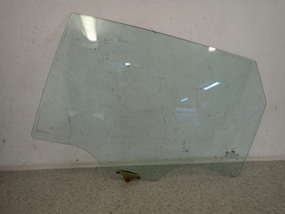 HYUNDAI i30 KOMBI 07-12 SZYBA DRZWI TYLNA LEWA 1/3