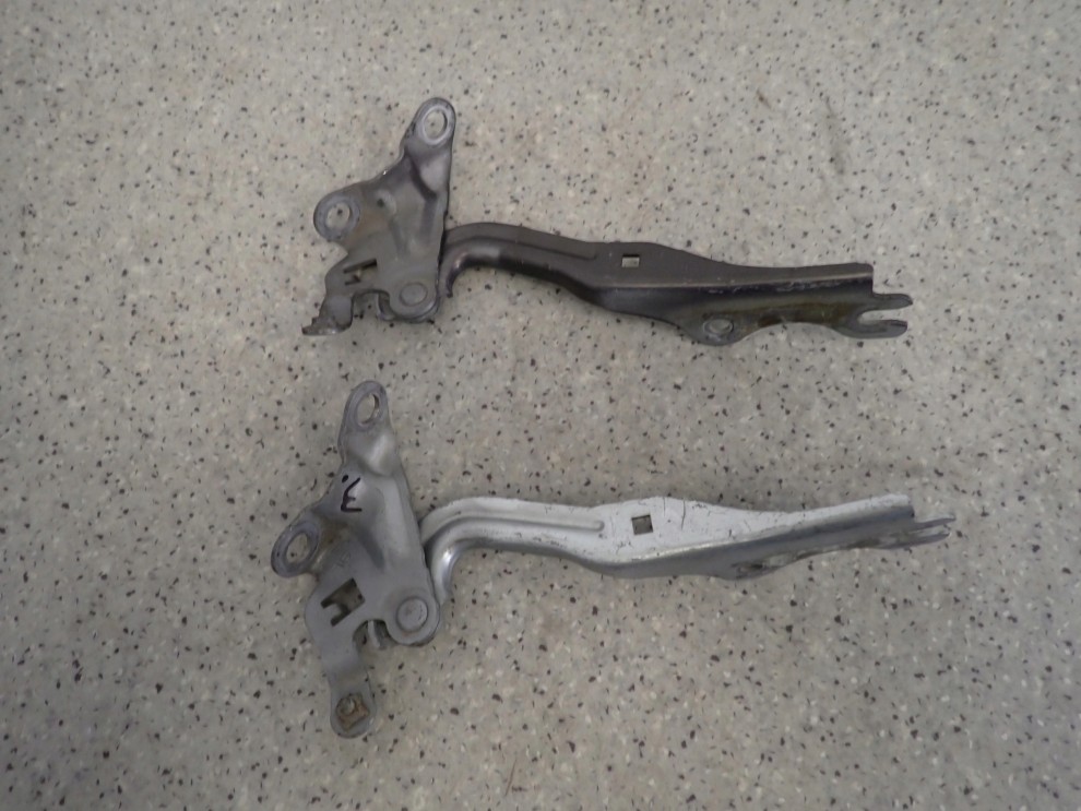 MAZDA 6 MAZDA6 02-07 GG GY ZAWIAS MASKI LEWY 1/4