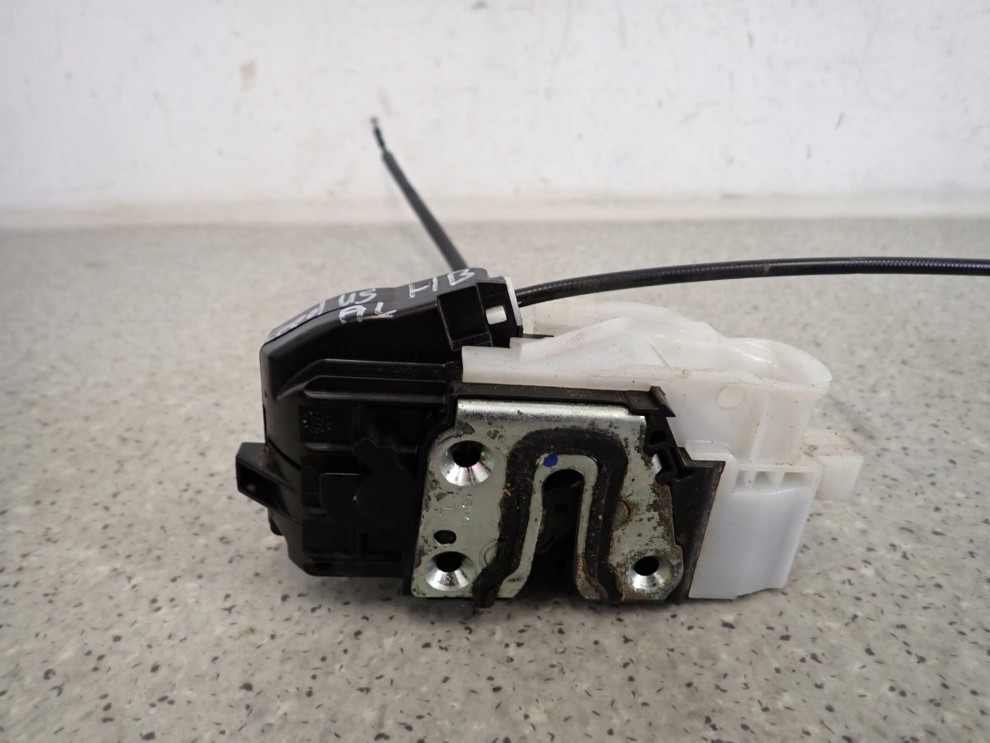 KIA CEED KOMBI 08-12 ZAMEK DRZWI LEWY TYLNY 3/7