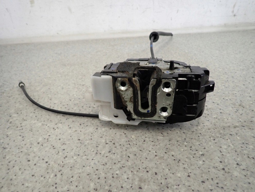 KIA CEED KOMBI 08-12 ZAMEK DRZWI LEWY TYLNY 6/7