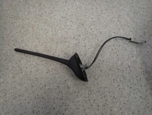 SUZUKI SWIFT 05-09 ANTENA DACHOWA PODSTAWA BAT