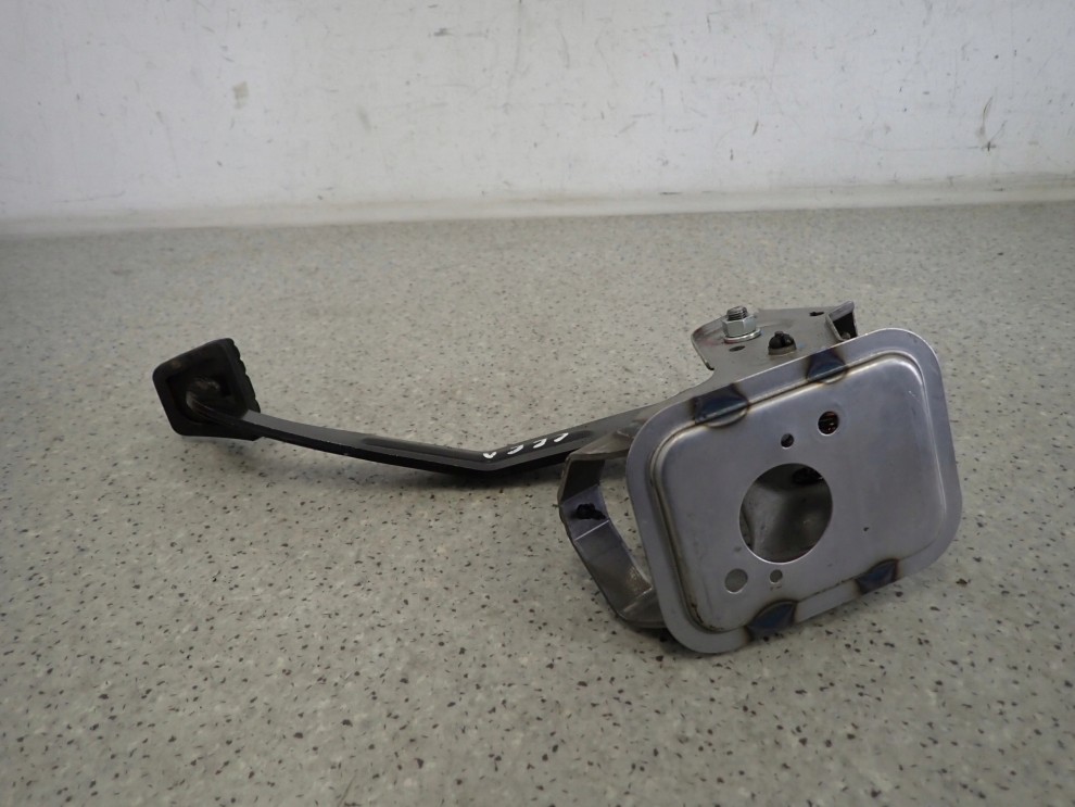 KIA CEED 07-11 PEDAŁ SPRZĘGŁA 2/8