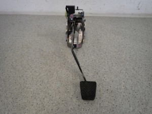 KIA CEED 07-11 PEDAŁ SPRZĘGŁA 3/8 MINIATURA