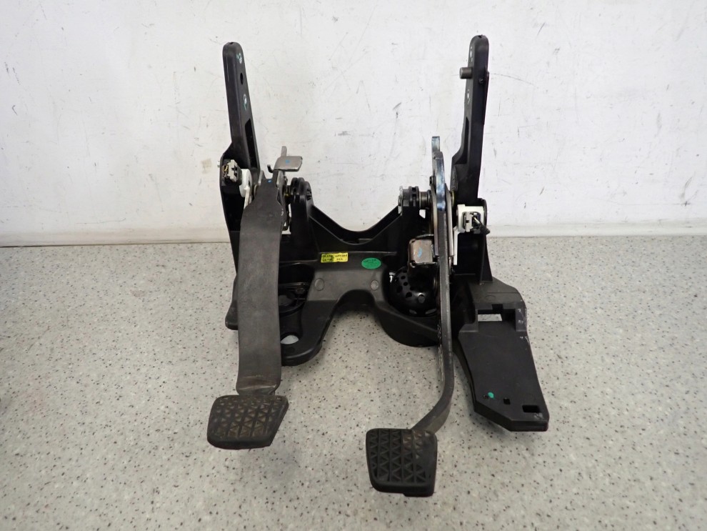 CHEVROLET ORLANDO 1.4T 10- PEDAŁ SPRZĘGŁA HAMULCA KOMPLET 1/8
