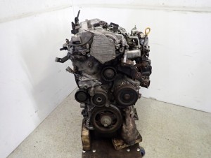 TOYOTA COROLLA VERSO AVENSIS T25 2.2 D4D SILNIK SŁUPEK 2AD