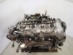 TOYOTA COROLLA VERSO AVENSIS T25 2.2 D4D SILNIK SŁUPEK 2AD 10/10 MINIATURA