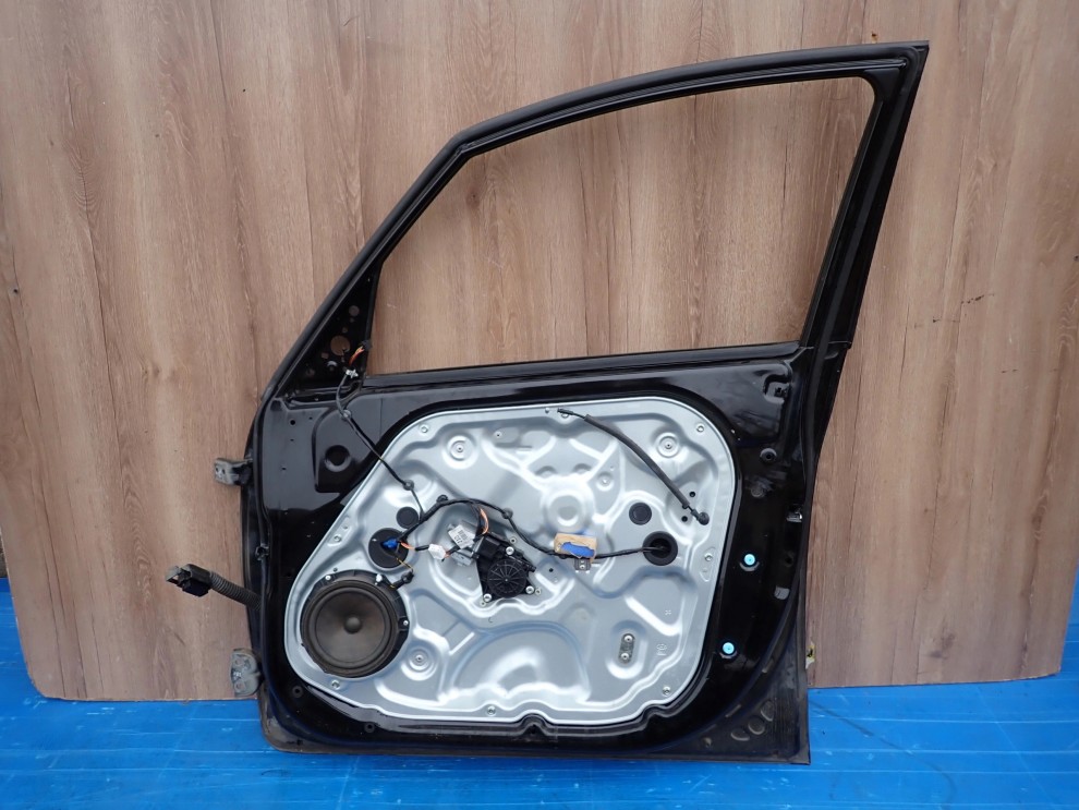 HYUNDAI IX20 HB 09- DRZWI PRZEDNIE PRAWE PAE 10/11