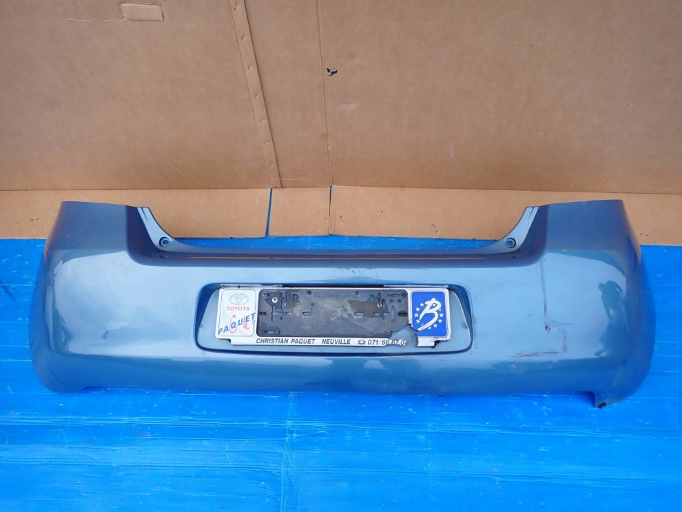 TOYOTA YARIS II 06-09 ZDERZAK TYLNY 8T1 1/13