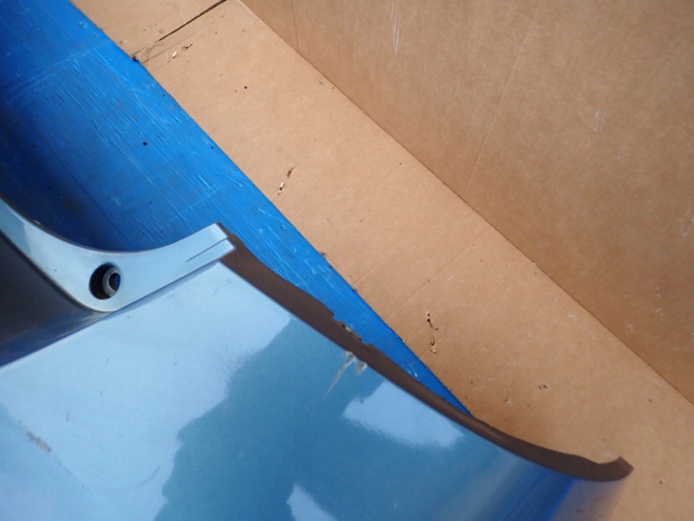 TOYOTA YARIS II 06-09 ZDERZAK TYLNY 8T1 10/13