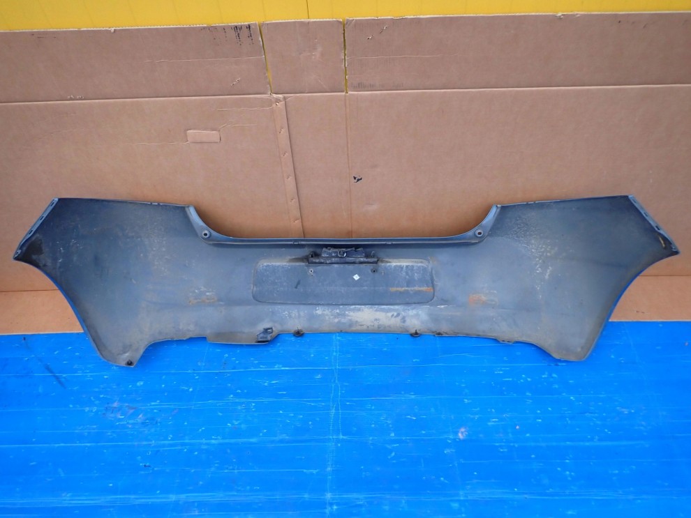 TOYOTA YARIS II 06-09 ZDERZAK TYLNY 8T1 11/13