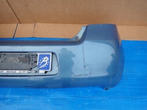 TOYOTA YARIS II 06-09 ZDERZAK TYLNY 8T1 2/13 MINIATURA