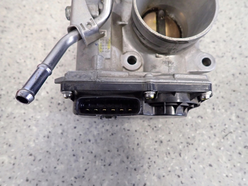 HONDA CIVIC VIII 06- UFO 1.4 BENZYNA PRZEPUSTNICA POWIETRZA 3/8