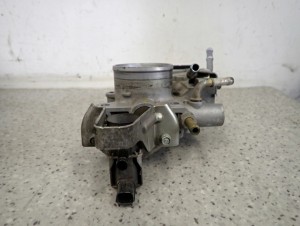 HONDA CIVIC VIII 06- UFO 1.4 BENZYNA PRZEPUSTNICA POWIETRZA 5/8 MINIATURA