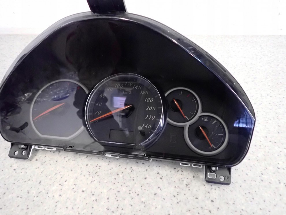 MITSUBISHI GRANDIS 03-11 2.0 DID LICZNIK ZEGARY 3/6