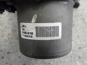 HYUNDAI IX20 1.6 BENZYNA AUTOMAT 09- POMPA ABS 7/8 MINIATURA