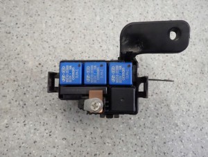 KIA SOUL 09- PUSZKA OBUDOWA PRZEKAŹNIKÓW 3/4 MINIATURA