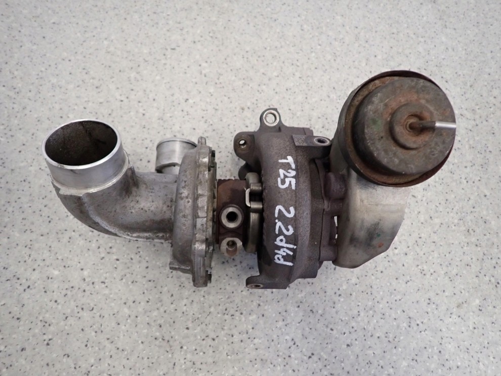 TOYOTA AVENSIS T25 2.0 D4D 06- TURBINA SPRĘŻARKA 2/5