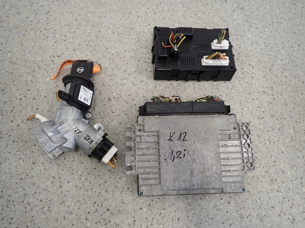 NISSAN MICRA K12 03- 1.2 BENZ ZESTAW STARTOWY KOMPUTER 5/5