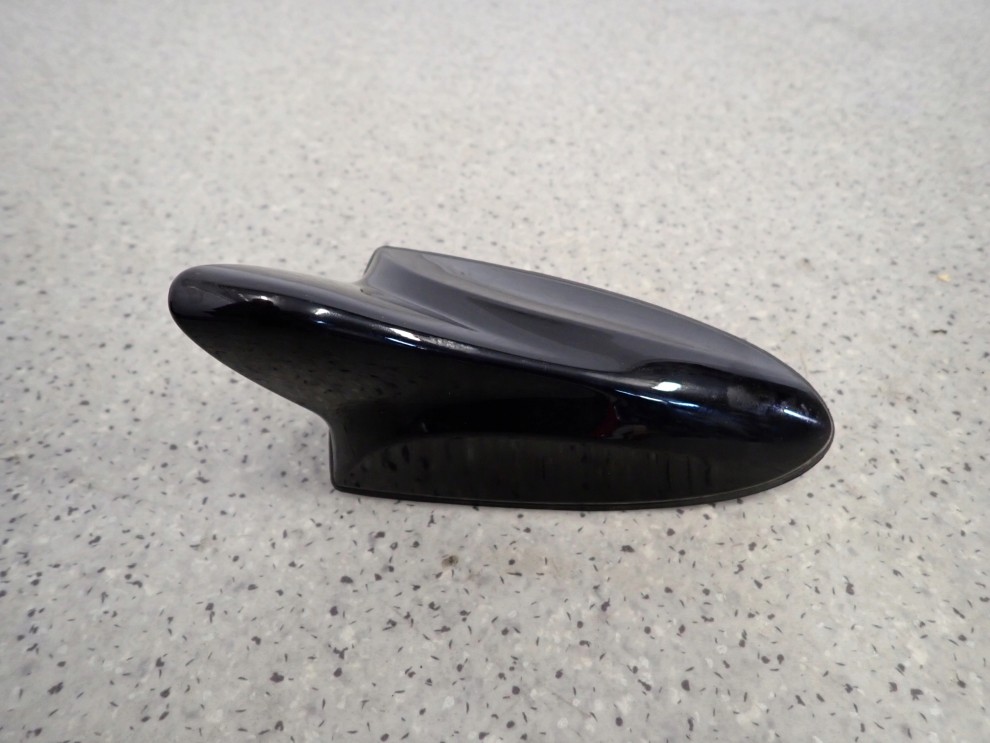 HYUNDAI VELOSTER I 11-18 ANTENA DACHOWA REKIN MZH 2/6