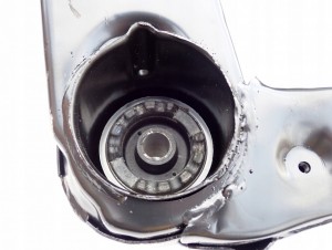 HYUNDAI SONATA V NF 05-10 KIA OPTIMA BELKA POD SILNIK SANKI 7/9 MINIATURA