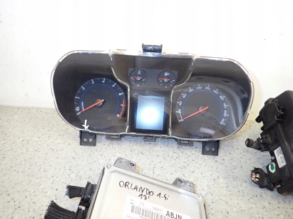 CHEVROLET ORLANDO 1.4I TURBO 10- ZESTAW STARTOWY KOMPUTER STACYJKA ZEGARY 4/14