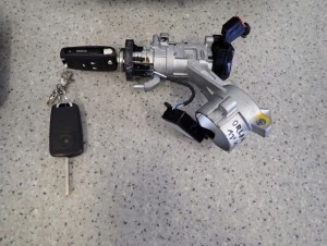 CHEVROLET ORLANDO 1.4I TURBO 10- ZESTAW STARTOWY KOMPUTER STACYJKA ZEGARY 6/14 MINIATURA