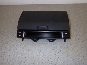 MAZDA6 MAZDA 6 06-07 SCHOWEK ŚRODKOWY Z ZEGARKIEM 6/6 MINIATURA