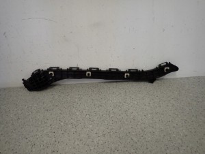 TOYOTA AURIS II 13-18 KOMBI ŚLIZG ZDERZAKA TYLNY PRAWY 8/10 MINIATURA