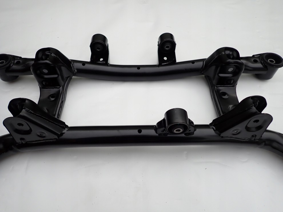 HYUNDAI TUCSON KIA SPORTAGE 04-10 4WD BELKA ZAWIESZENIA TYŁ 8/8