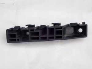 HYUNDAI IX20 09- ŚLIZG ZDERZAKA PRZEDNI PRAWY