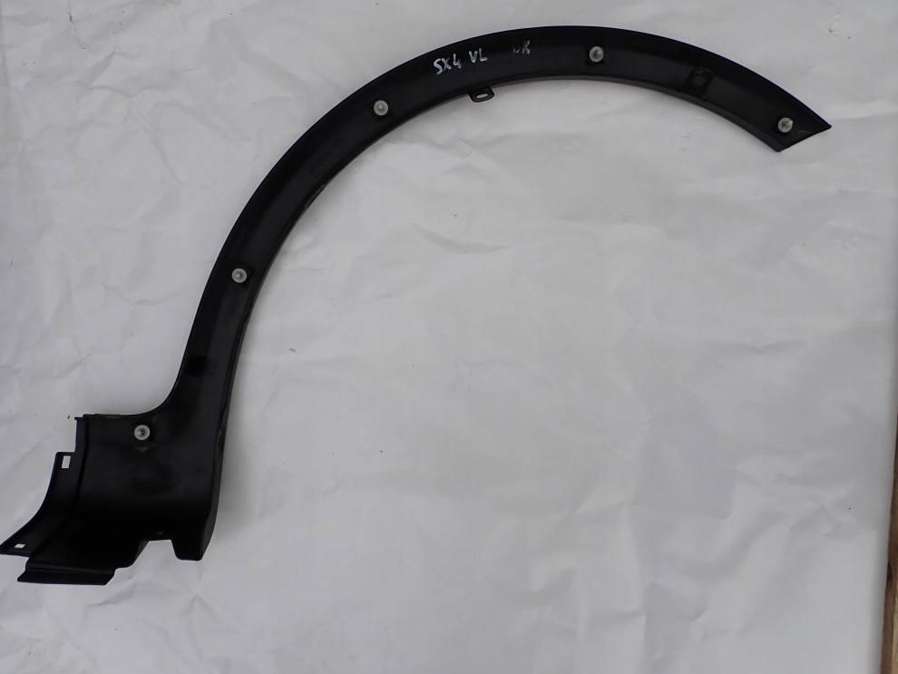 SUZUKI SX4 06-12 LISTWA BŁOTNIKA PRZEDNIA LEWA 5/10