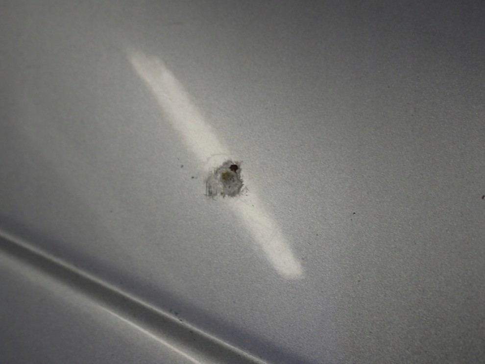 TOYOTA YARIS I 99-05 BŁOTNIK PRZEDNI PRAWY 1E7 4/11