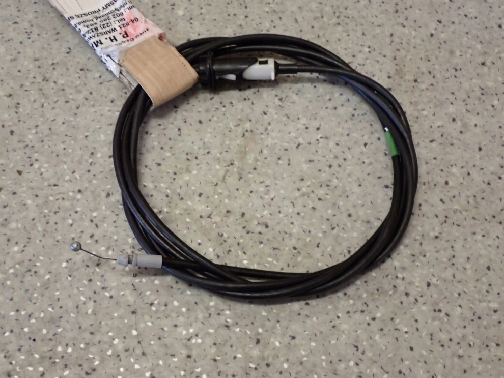 TOYOTA YARIS II 06- LINKA KLAPKI PALIWA Z ZAMKIEM 4/5